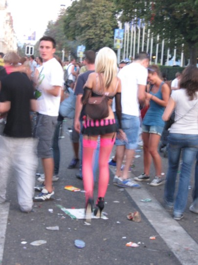 128_streetparade.jpg