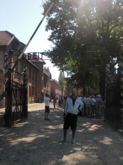 004_auschwitz_birkenau.jpg