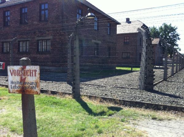 032_auschwitz_birkenau.jpg