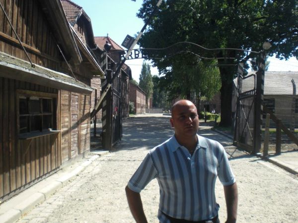 040_auschwitz_birkenau.jpg